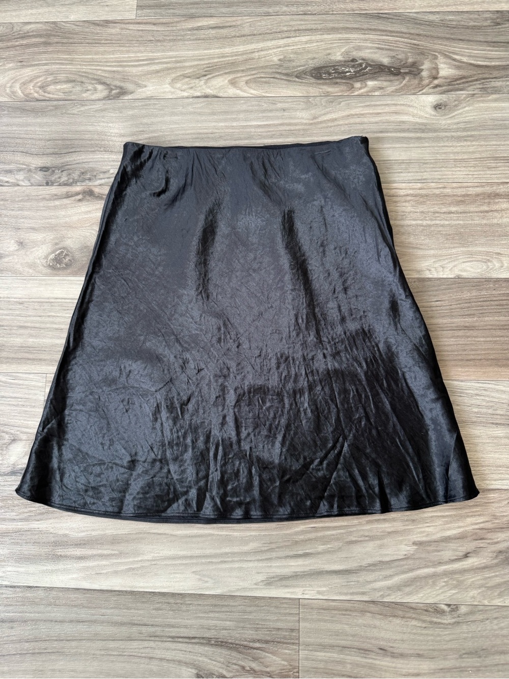 Aritzia Babaton Slip Satin Mini Skirt in Black Size 2